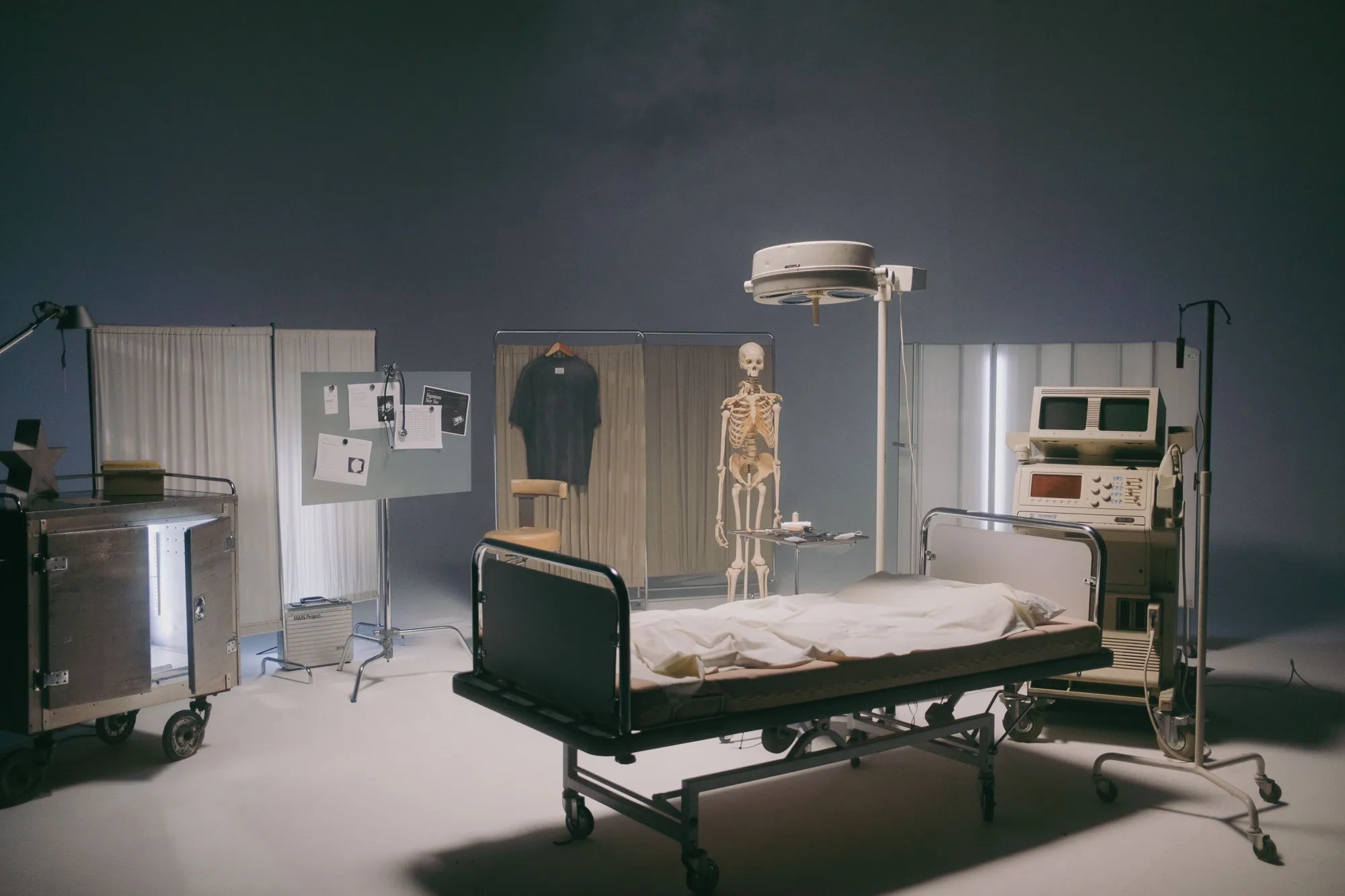 The set — Ward 01