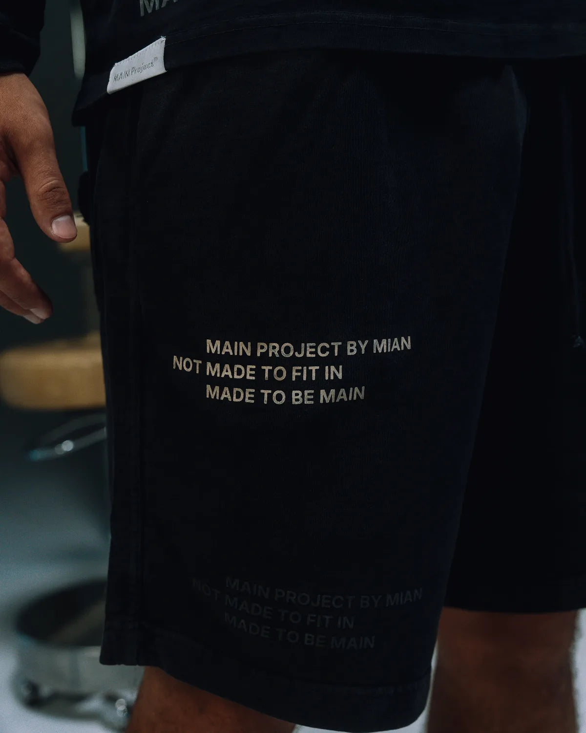 MAIN All-Over Short Jogger — Black