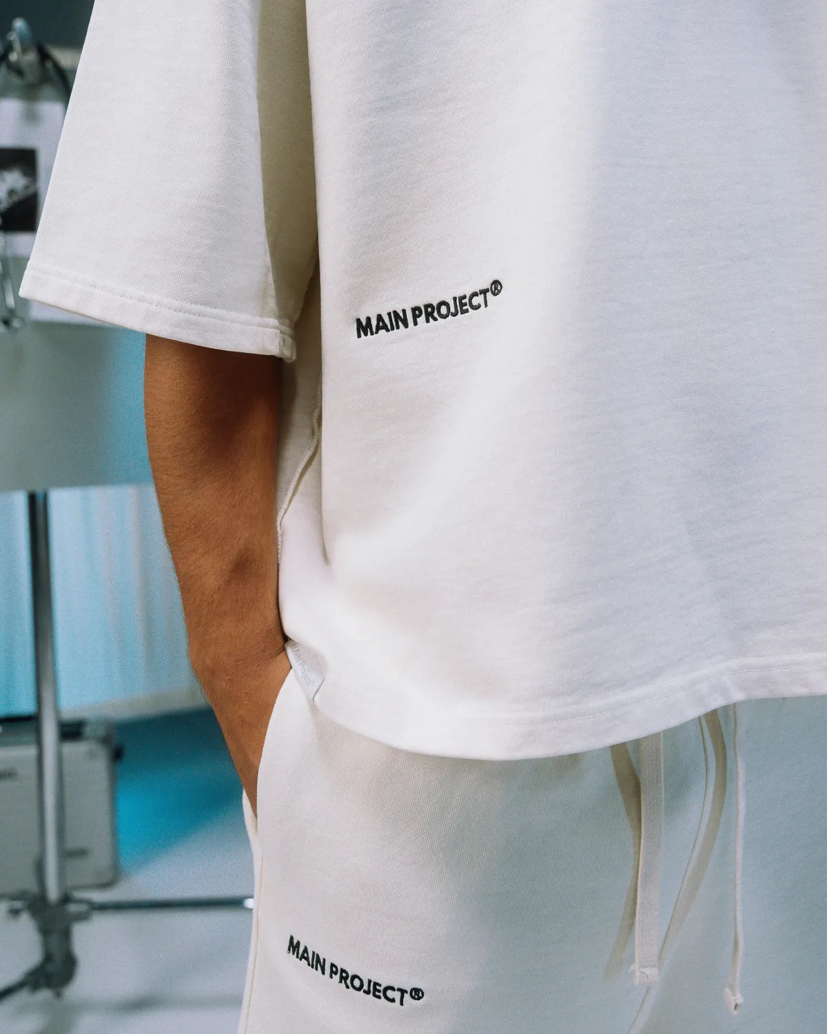 MAIN Short Jogger — Cream